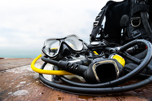 What Accessories Should I Bring Scuba Diving?