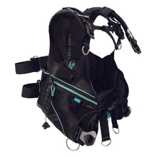 Load image into Gallery viewer, Photo of - Sherwood Luna TL Womens BCD - Scubadelphia DiveSeekers.com

