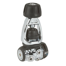 Load image into Gallery viewer, Scubapro MK11 EVO/R105 Regulator
