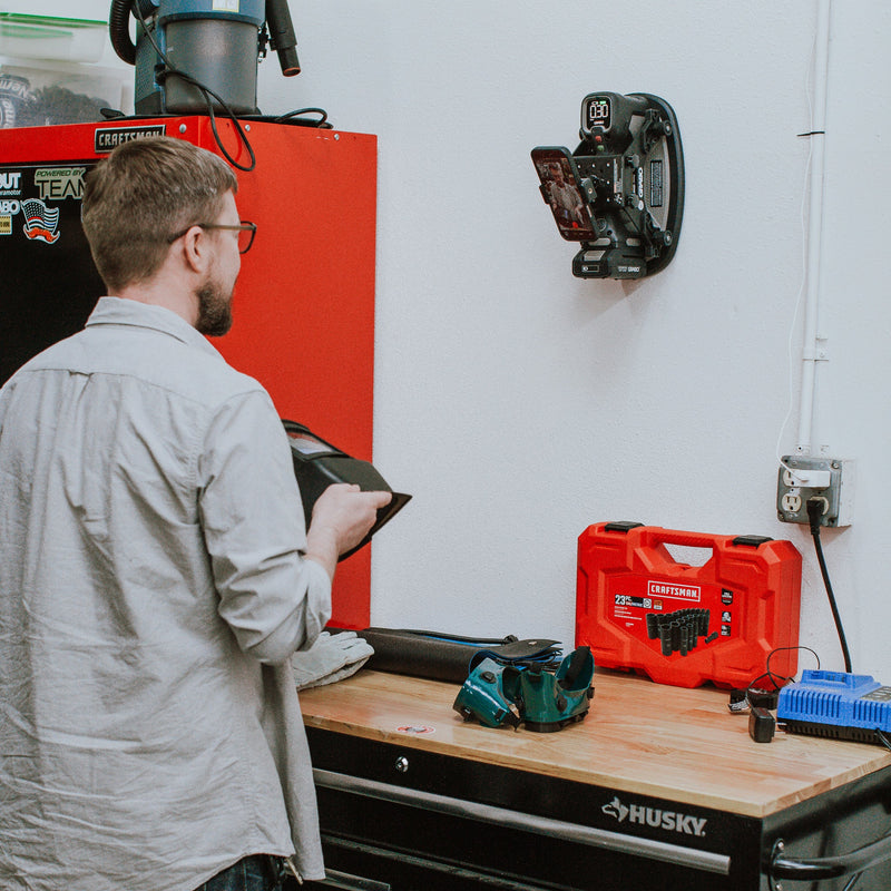 Load image into Gallery viewer, GRABO Attachment Plate with Threaded Mount

