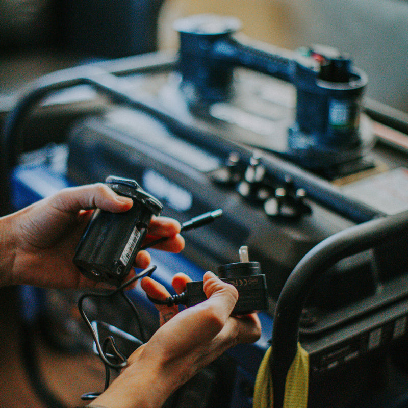 Load image into Gallery viewer, GRABO International 14.8V Battery Charger, Worldwide Plug
