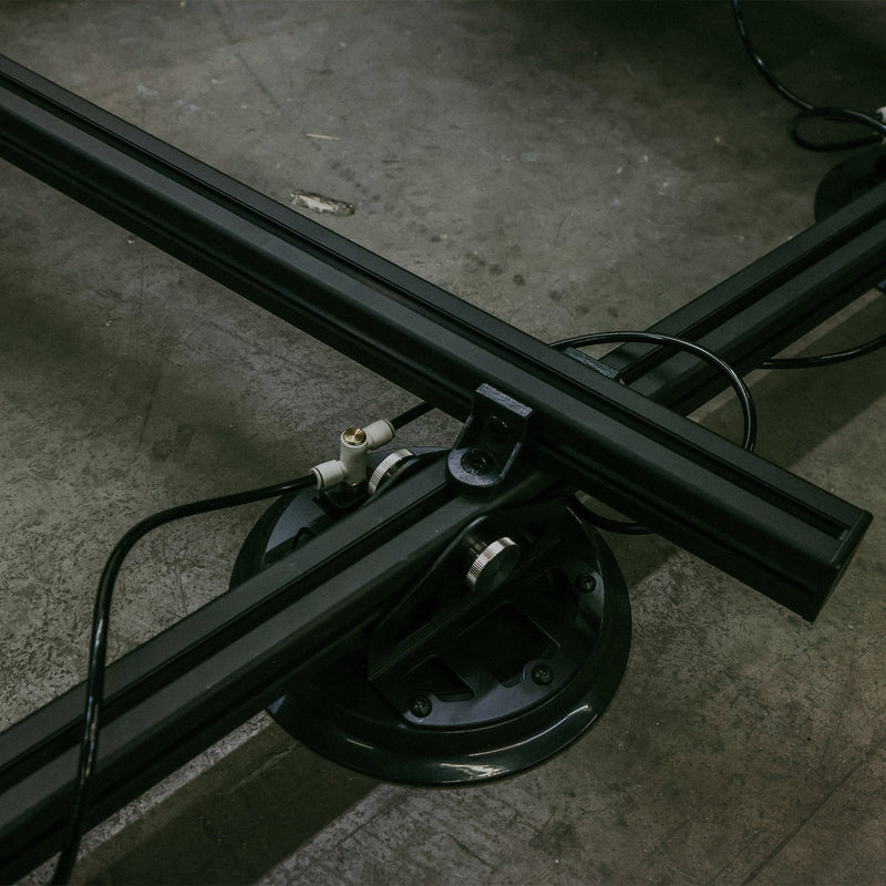 Load image into Gallery viewer, GRABO Panel Pro Kit with 2 V2 Suction Gripsters, 6 Cups, 440 lb

