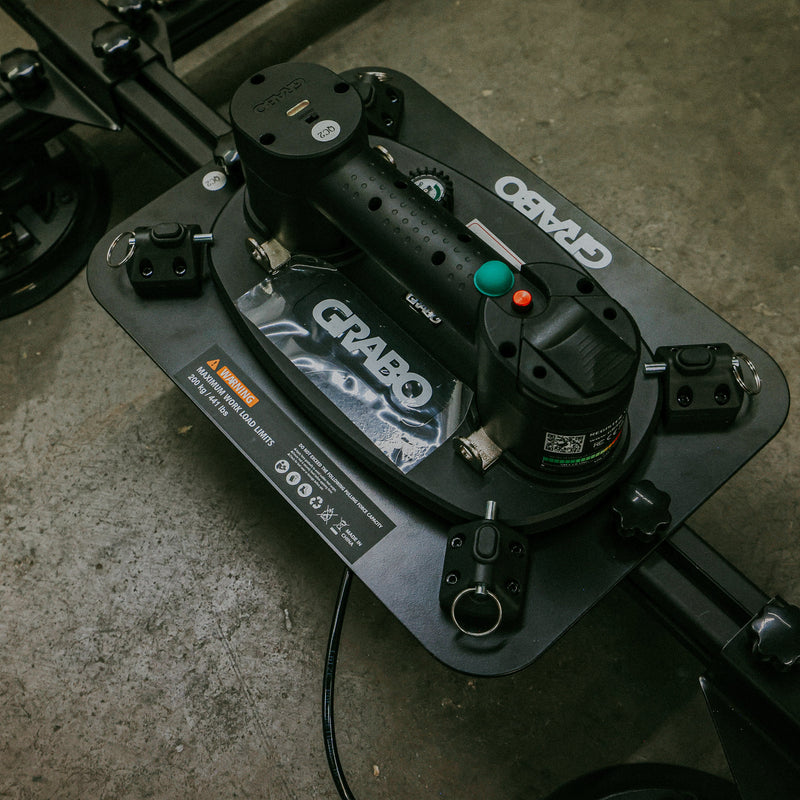 Load image into Gallery viewer, GRABO Panel Pro Kit with 2 V2 Suction Gripsters, 6 Cups, 440 lb

