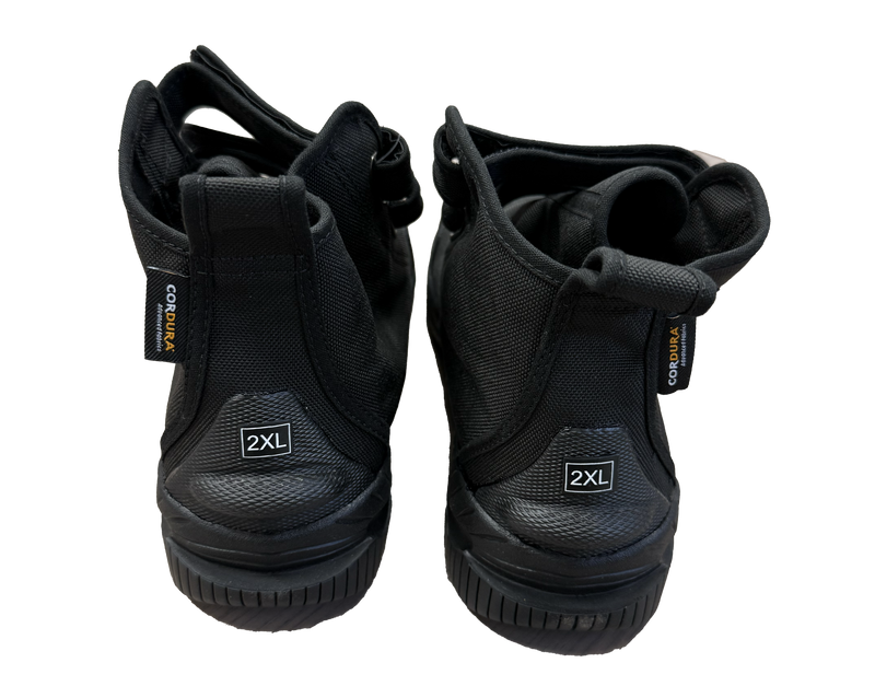 Load image into Gallery viewer, SANTI Vibram Dock/rock Boots
