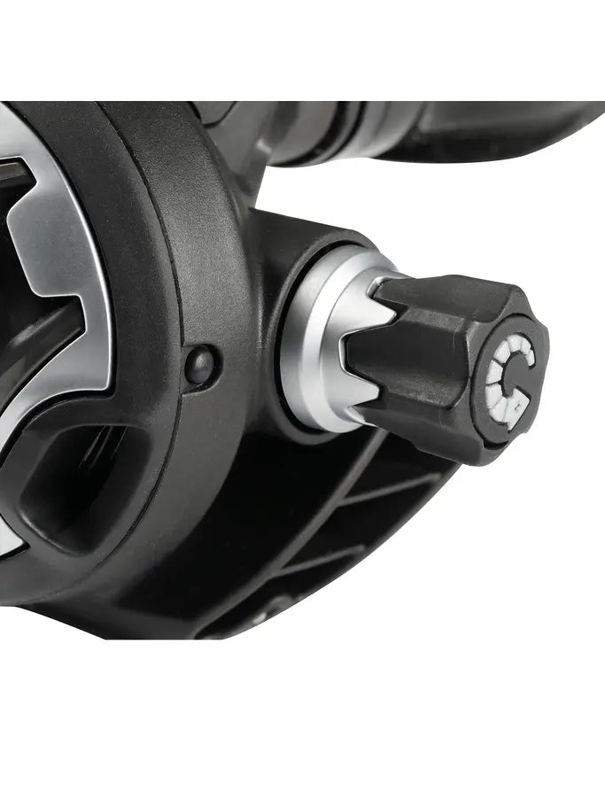 Load image into Gallery viewer, Mares Dual Adj 62X Regulator Yoke
