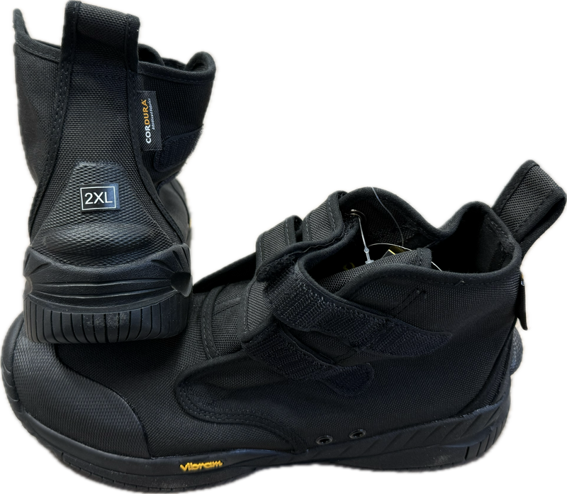 Load image into Gallery viewer, SANTI Vibram Dock/rock Boots
