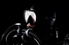 Load image into Gallery viewer, Image Of - Hollis Prism 2 Rebreather
