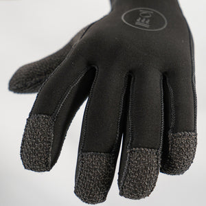 Photo of - Fourthelement 5mm Kevlar Hydrolock Gloves - Scubadelphia DiveSeekers.com