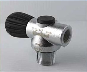 Load image into Gallery viewer, Image Of - Blue Steel Inline Rebreather Valve - Diluent (Black Knob)
