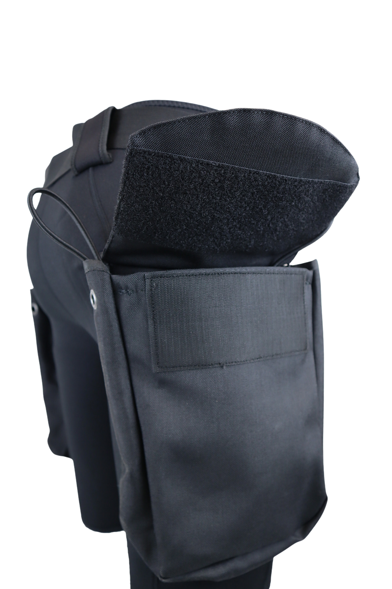 Load image into Gallery viewer, Photo of - Halcyon Tech Shorts With Pockets - Scubadelphia DiveSeekers.com
