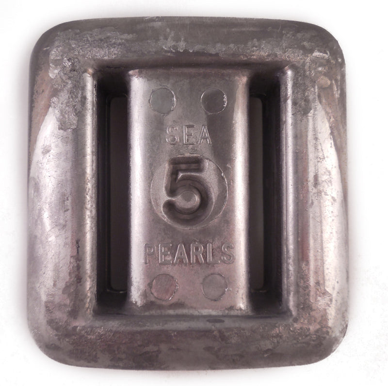 Load image into Gallery viewer, Photo of - 5 LB Uncoated Lace Thru Weights - Scubadelphia DiveSeekers.com
